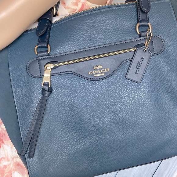 NWT!! Coach Kleo Carryall Tote Bag - Picture 7 of 16